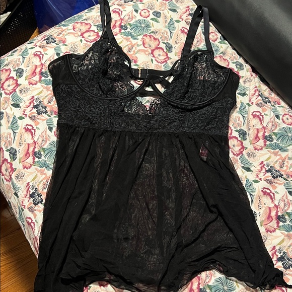 Adore Me Bundle. - Picture 3 of 3